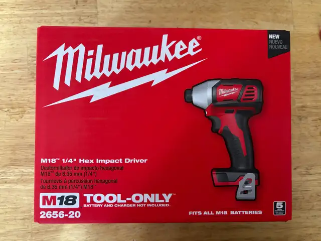 Quick Sale Milwaukee 2656-20 M18 ¼ Hex Impact Driver in Power Tools in Barrie - Image 2