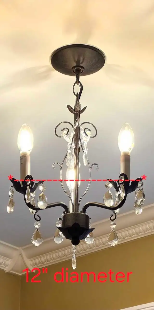 Small Elegant Chandelier Light Fixture in Indoor Lighting & Fans in Markham / York Region - Image 6