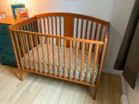 lit de bébé 3 en 1, matelas et équipement