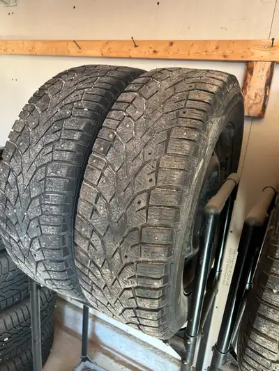 Set of 4 General Altimax Artic Studded winter tires. size 225/65 R17 mounted on steel rims. Original...