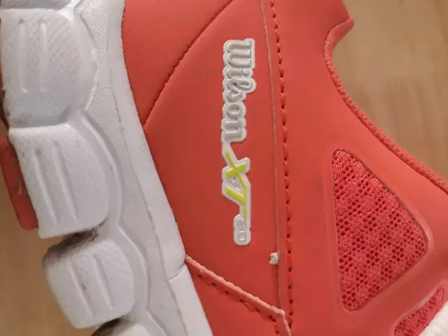 Women's Size 5 Wilson XT 3.0 Tennis / Raquetball / Running Shoes in Women's - Shoes in Grand Bend - Image 4