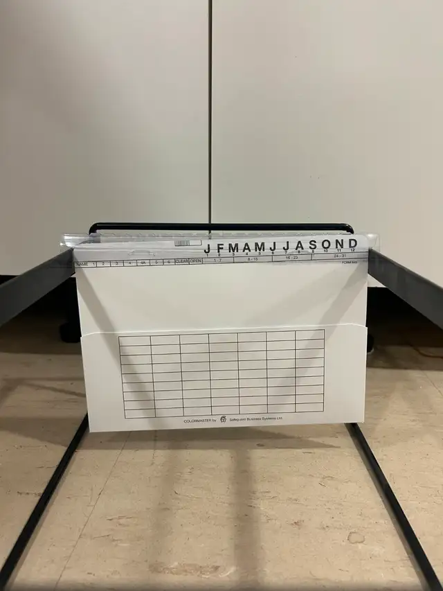 24cm (9.45in) Clear Drawer Hanging Folder Tab (9 bags)s633512963804171229