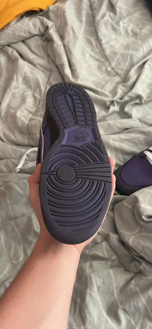 Selling these shoes in Clothing, Shoes & Accessories in Kingston - Image 4