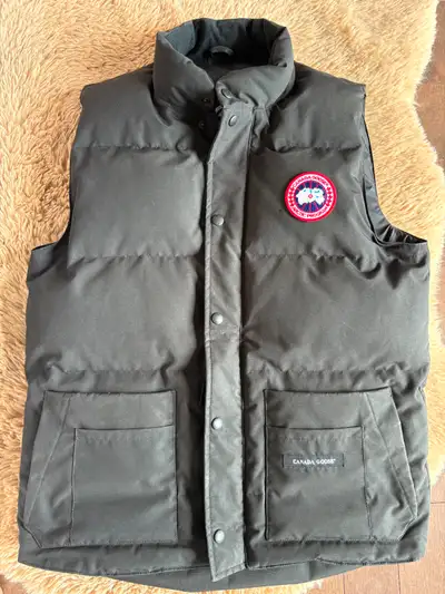Men's Canada Goose Freestyle Crew Vest - Medium (Black), View more