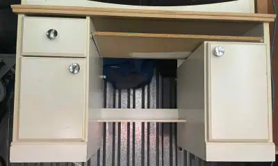 bureau d'ordinateur, View more