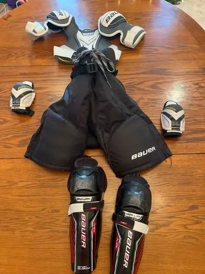 hockey kit youth lg, View more