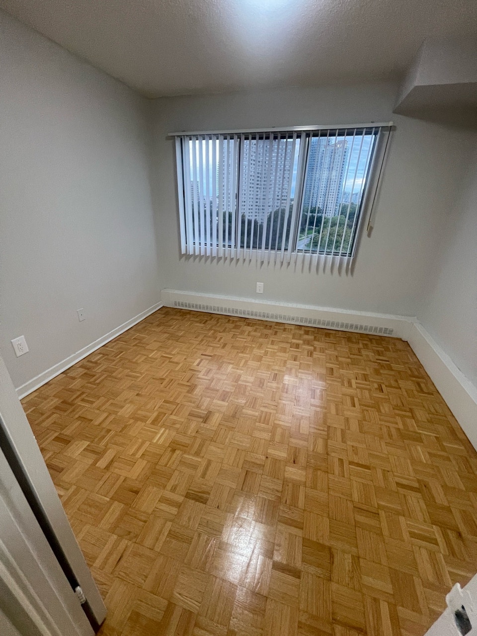 Room for rent 3