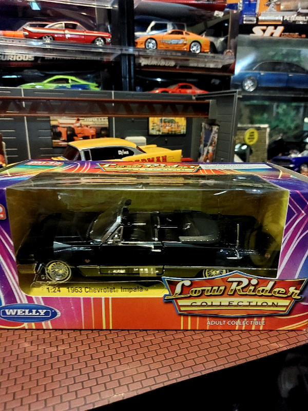 DIECAST CARS  & TRUCKS 1:24
LOWRIDER  in Toys & Games in Hamilton - Image 3