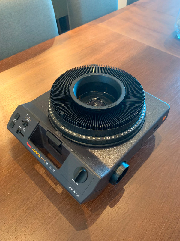 New Kodak Carousel 140 Slide Tray in Cameras & Camcorders in Oakville / Halton Region - Image 3