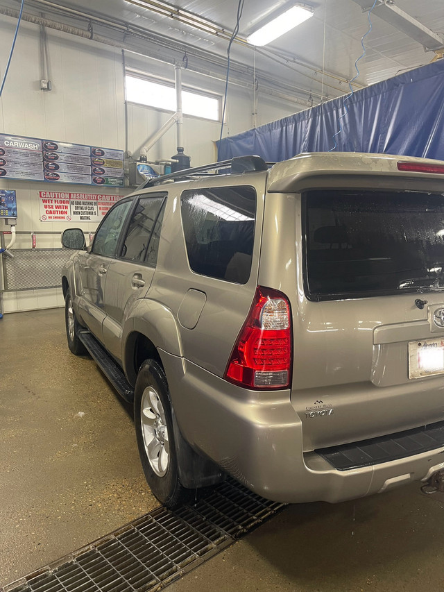 2006 Toyota 4Runner  in Cars & Trucks in Edmonton - Image 4