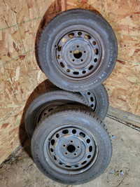 Roues de Mazda3 2013 avec pneus d’été General Altimax 195/65/15