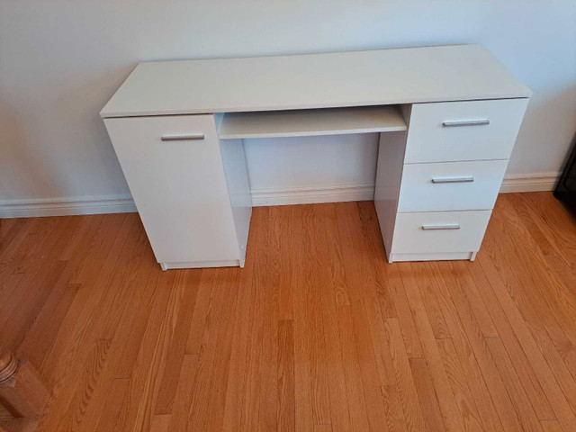 Computer desk in Desks in Saint John