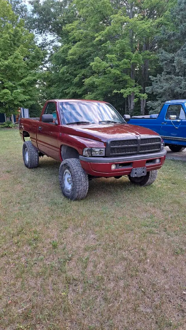 1997 Dodge Ram in Cars & Trucks in Barrie - Image 7