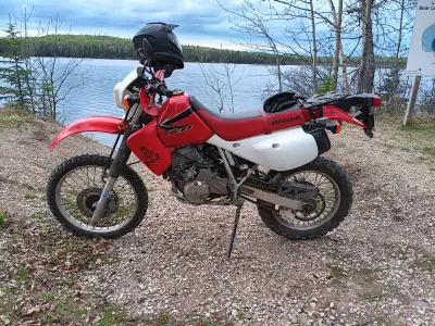 2008 XR650L 19000kms just passed inspection. New battleaxe tires front and rear. All new brake pads....