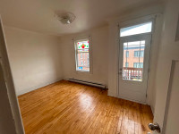 Available June* Large furnished room for rent in Villeray - 900$