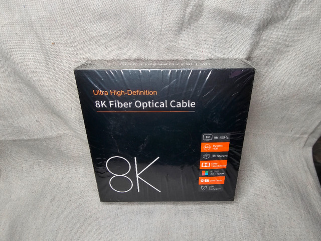 DGHumen Fiber Optical Cable 30m 8k @ 60 Hz in General Electronics in Mississauga / Peel Region