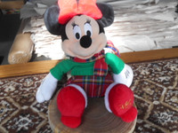 Disney Minnie Mouse Plush Toy 18" - Plush - Plaid Skirt / Scarf.