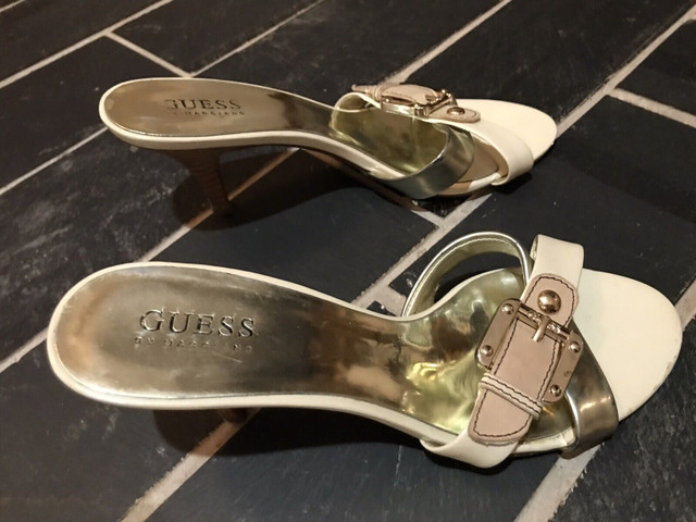 Women’s Guess dress shoes in Women's - Shoes in Hamilton - Image 2
