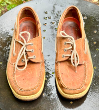 Sperry Top Siders, Mens size 9.5, Very good condition!