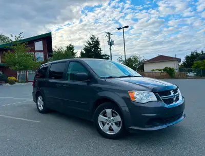 2016 Dodge Grand Caravan 3.6 The car is in good condition. I have a Carfax. I recently moved to Nana...