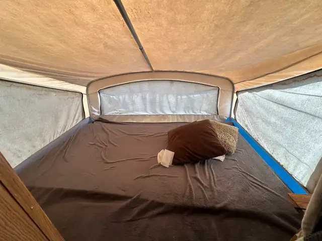 RARE find! 3 POP-OUT beds! Thor Tahoe Lite (sleeps 9)  in RVs & Motorhomes in Delta/Surrey/Langley - Image 6