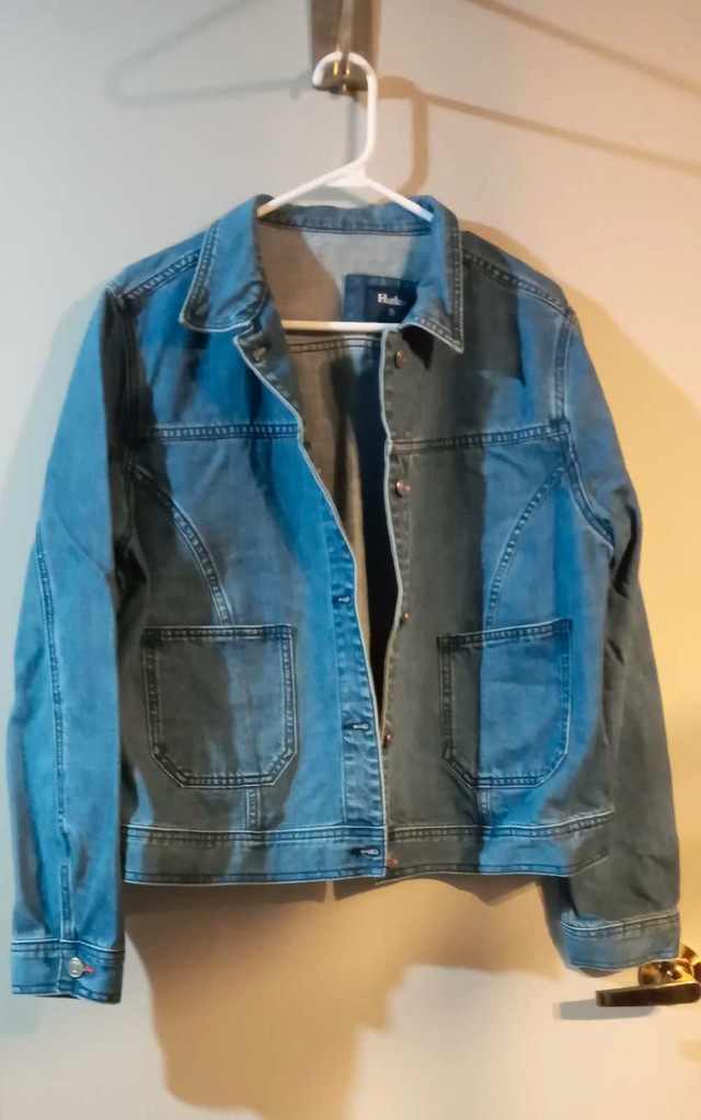 Manteau de jeans xl pour femme  dans Femmes - Hauts et vêtements d'extérieur  à Laval/Rive Nord - Image 2