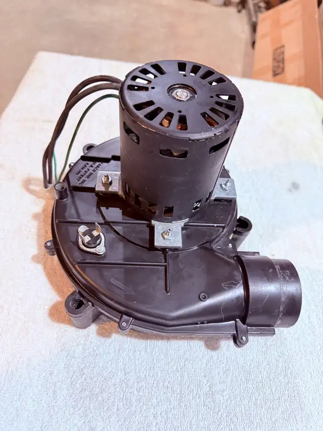 Fasco Model A225 furnace draft inducer blower motor in Heaters, Humidifiers & Dehumidifiers in Markham / York Region - Image 6