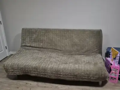 Grey FUTON, great shape! Willing to deliver within Calgary.