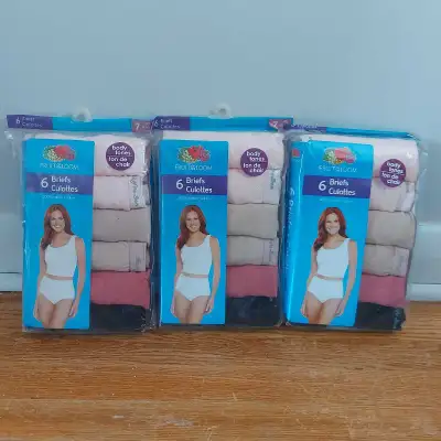 3x Fruit of the Loom Women's Briefs - 6 Pack, Size 7 Large, View more