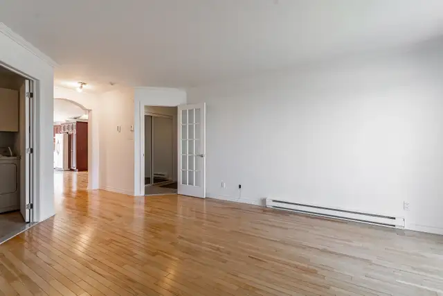 Candiac Spectaculaire!! Condo 4 1/2. Lumineaux 1874 Pies carres. in Condos for Sale in Longueuil / South Shore - Image 10