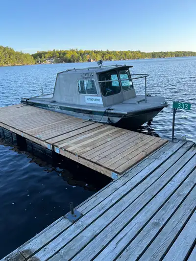 Want a boat that’s a heavy hauler but nimble enough to wakeboard and tube behind, this is just what...
