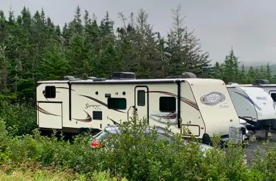 2013 Forest River SV305 Surveyor Select - Excellent Condition! ️ ✅ Price: $17,500 CAD (OBO) ✅ Locati...