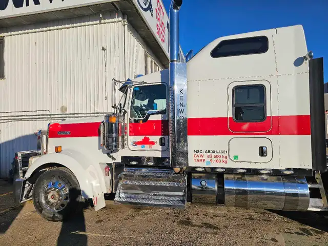 kenworth w900 for sale 2020 in Heavy Trucks in Edmonton - Image 4