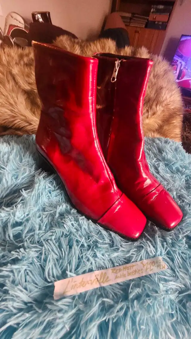 Luxury (30+pairs)Women's (Size 10US) Footwear Collection in Women's - Shoes in Calgary - Image 9