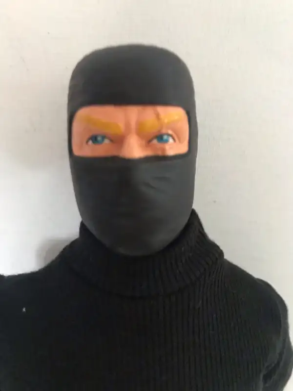 GI Joe Snake Eyes 12 inch Action Figure in Toys & Games in City of Montréal - Image 3