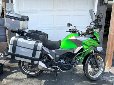 This is a lightweight touring machine with many many practical upgrades. It is in excellent conditio...