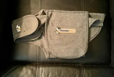 Dog ThunderShirt size small, View more