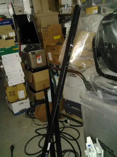 vRaritan iX7 Monitored rack power distribution unit, switched gig 10 /100 100+ other pdu stock $30+