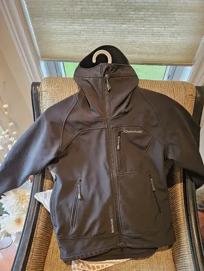 Quechua Ladies Spring/Fall jacket, View more