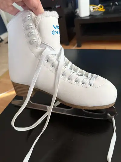 patins à glace , View more