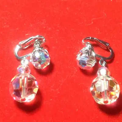 VTG Sherman Purple Mauve Crystal Earrings, View more