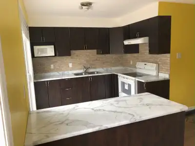 Part of a 4 bedroom + 3 bathroom house on a quiet street near Fisher/Baseline. Freshly painted and b...
