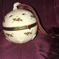 Vintage Partylite  Potpourri Ball - not used