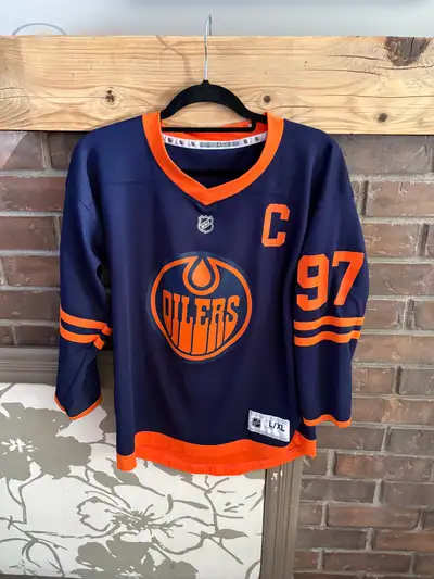 Youth size L/XL Great condition