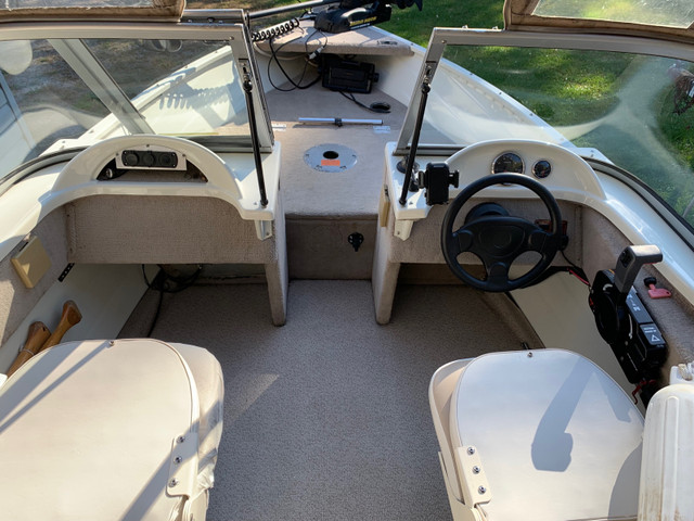 Loaded Legend Fishing Boat in Powerboats & Motorboats in North Bay - Image 3