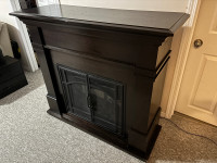 Electric fireplace/mantle