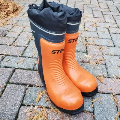 STIHL Size 8 Chainsaw Safety Boots, View more