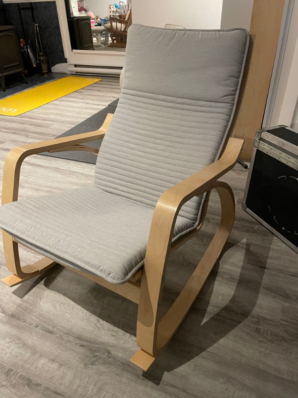 Chaise berçante IKEA/IKEA rocking chair Chairs & Recliners Gatineau