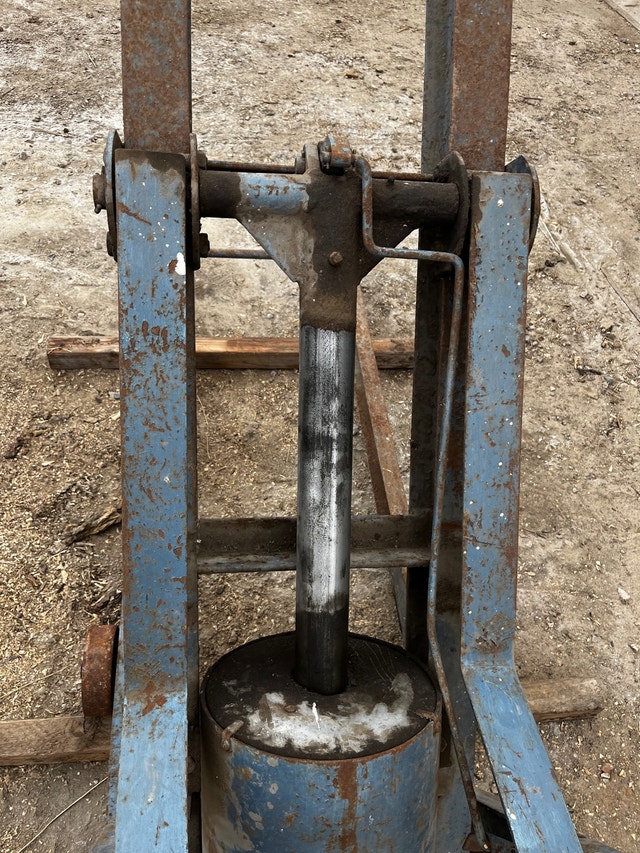 Air car lift / car floor jack Other Calgary Kijiji