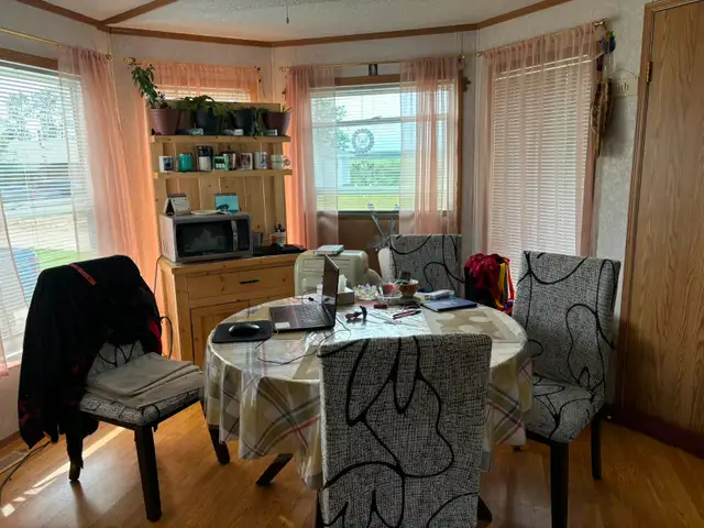 Trailer and lot close to river in subdivision in Houses for Sale in La Ronge - Image 8